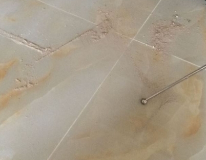 南皮瓷砖空鼓维修公司分享粘合剂选择不当在瓷砖铺贴过程中可能导致以下问题